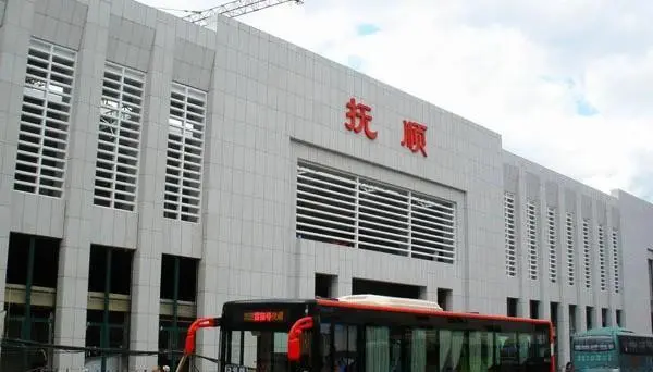 義烏市到撫順物流專(zhuān)線(xiàn)-大型設(shè)備運(yùn)輸專(zhuān)線(xiàn)「高效快速」